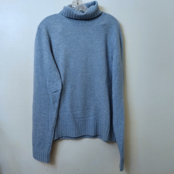 Abercrombie & Fitch Light Blue Turtle Neck Sweater - Picture 1 of 2